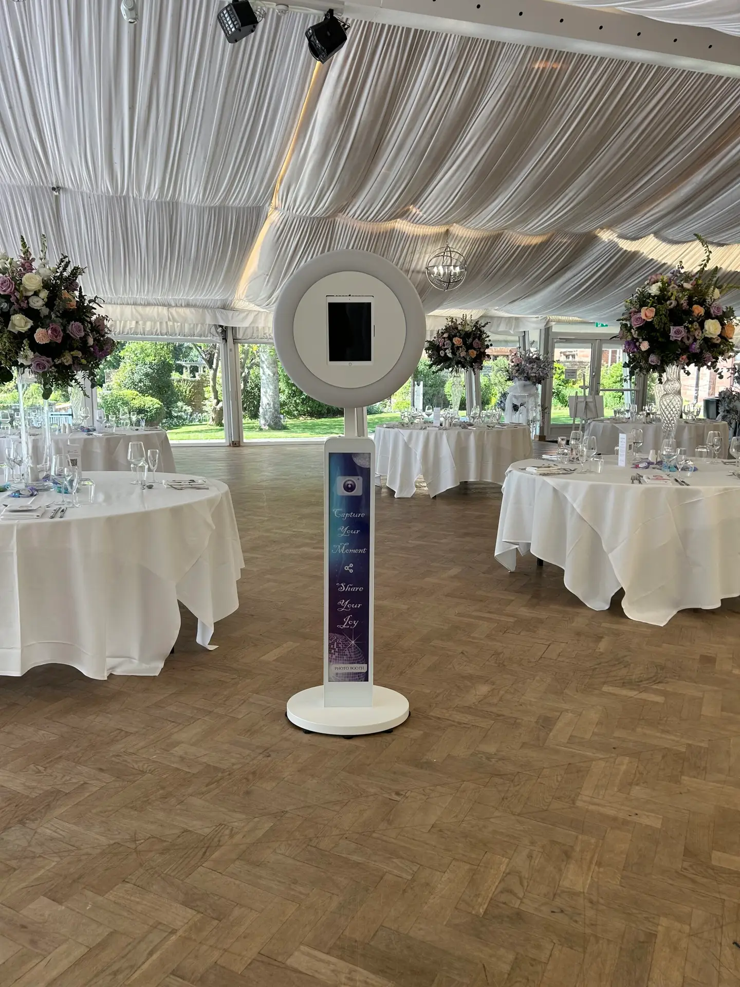Digital Day Hire Selfie Pod
